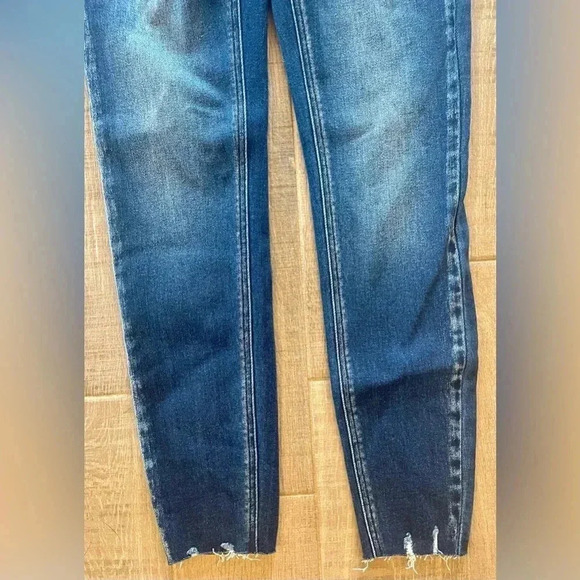 KanCan High Rise Skinny Jeans NWT - Picture 2 of 7